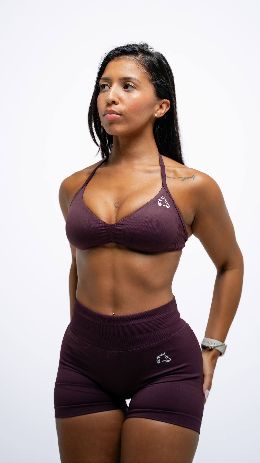 Solid Embrace Shorts em Dark Coffee [-]