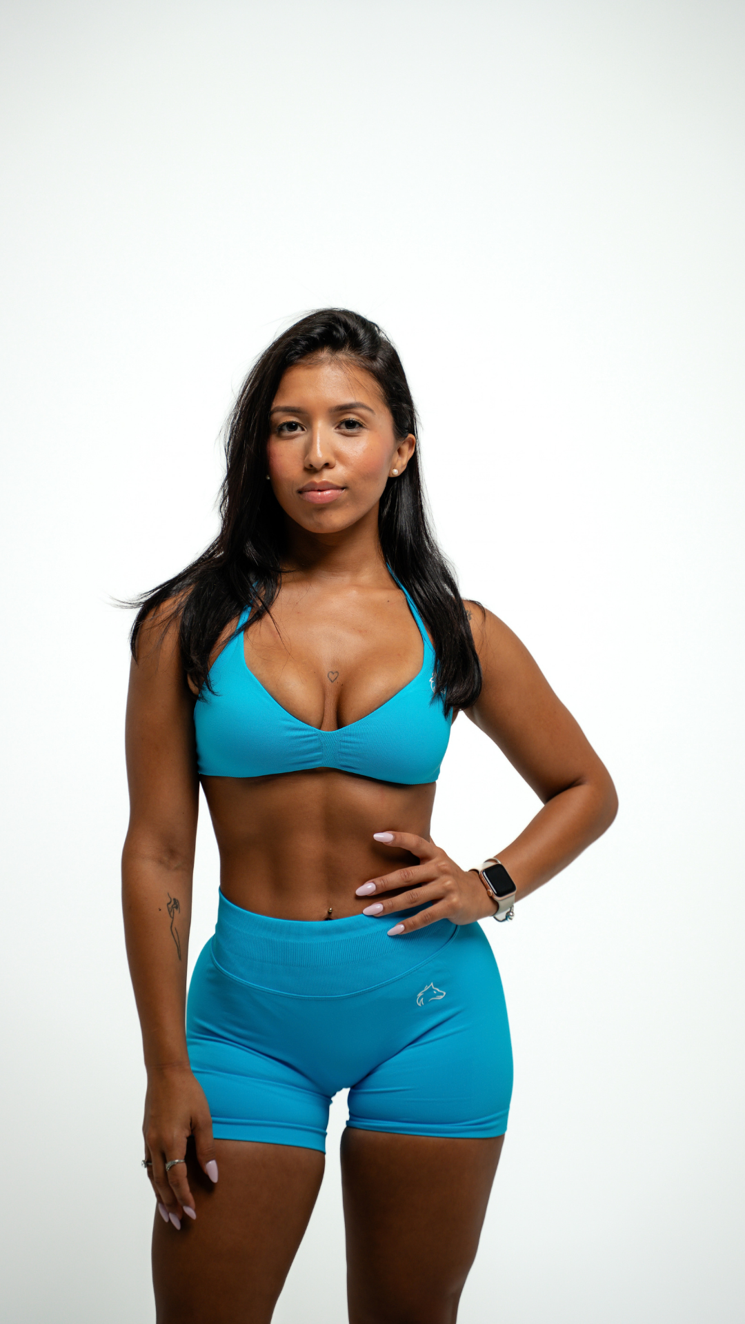 Solid Embrace Shorts em Cornflower Blue [-]